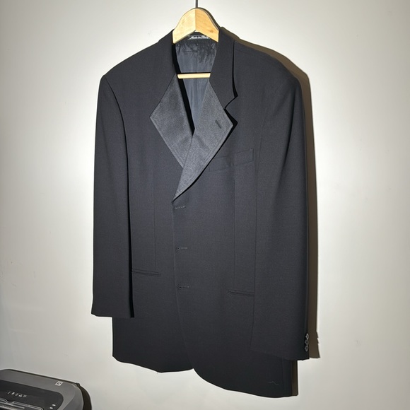 Giorgio Armani Mens 3 Button Tuxedo Jacket - Picture 3 of 11